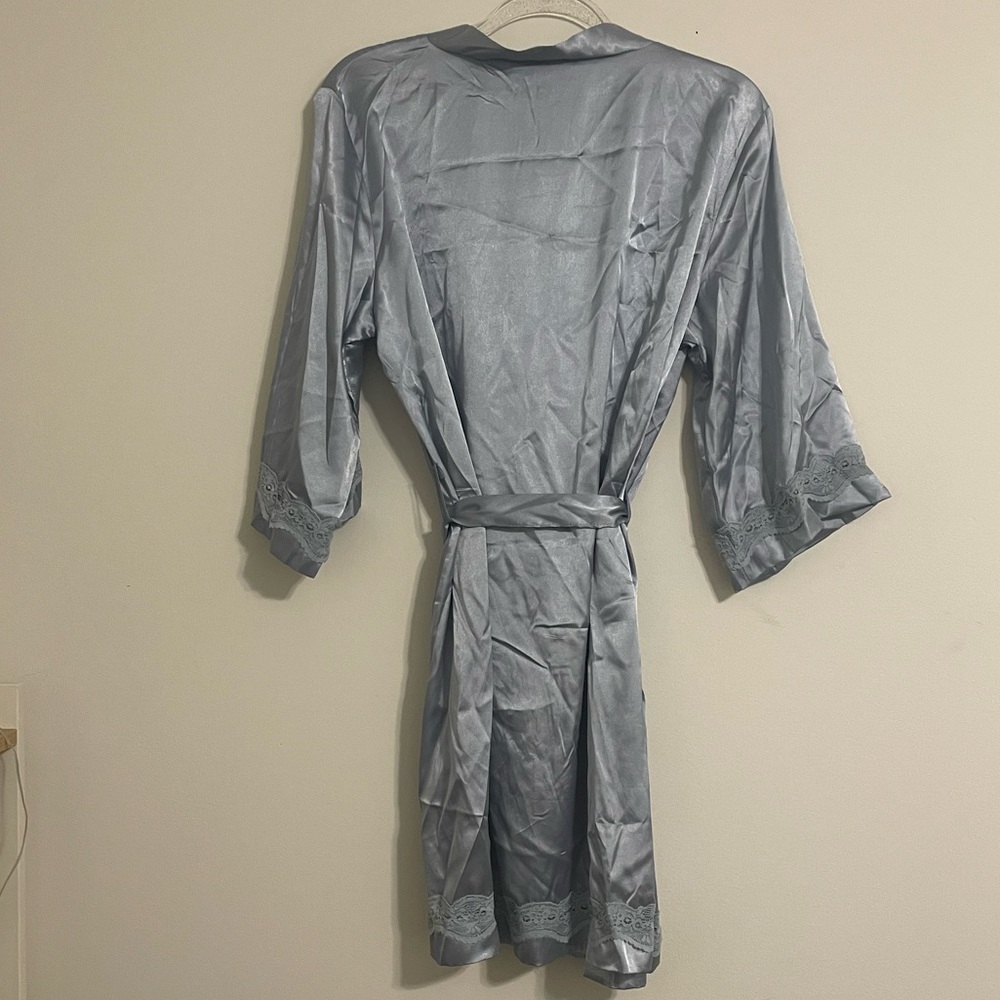 Baby Blue Robe - Picture 2 of 4